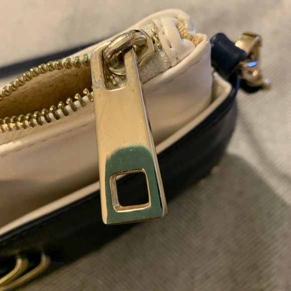 Vegan Leather Purse - Picture 6 of 6